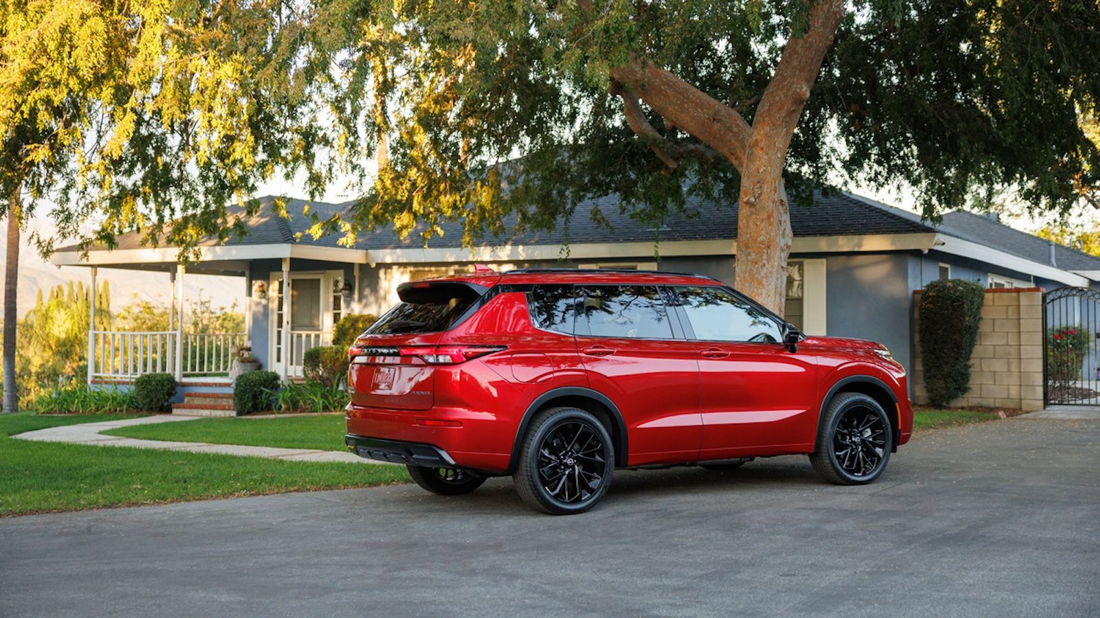 Κάνει πρεμιέρα στο Los Angeles Auto Show και φτάνει στις εκθέσεις στις αρχές του 2026.